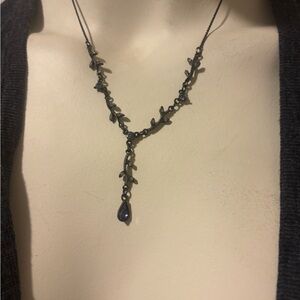 Elegant Black Leaf Necklace